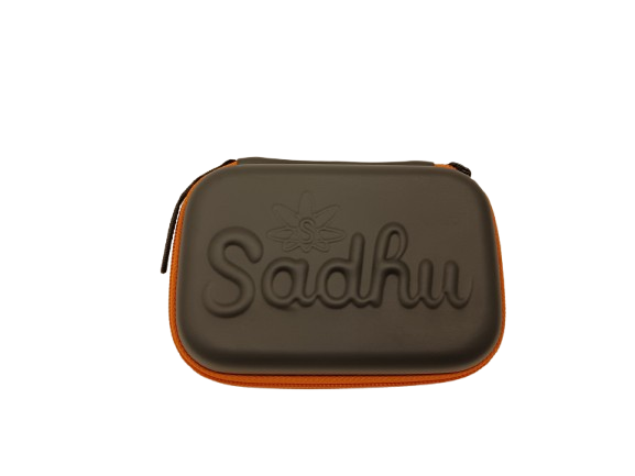 CASE SADHU PEQUENO 10